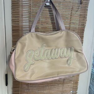 ‘Getaway’ Duffle Bag Weekender, Jadelynn Brooke, Never used, Cream/Tan/Pink
